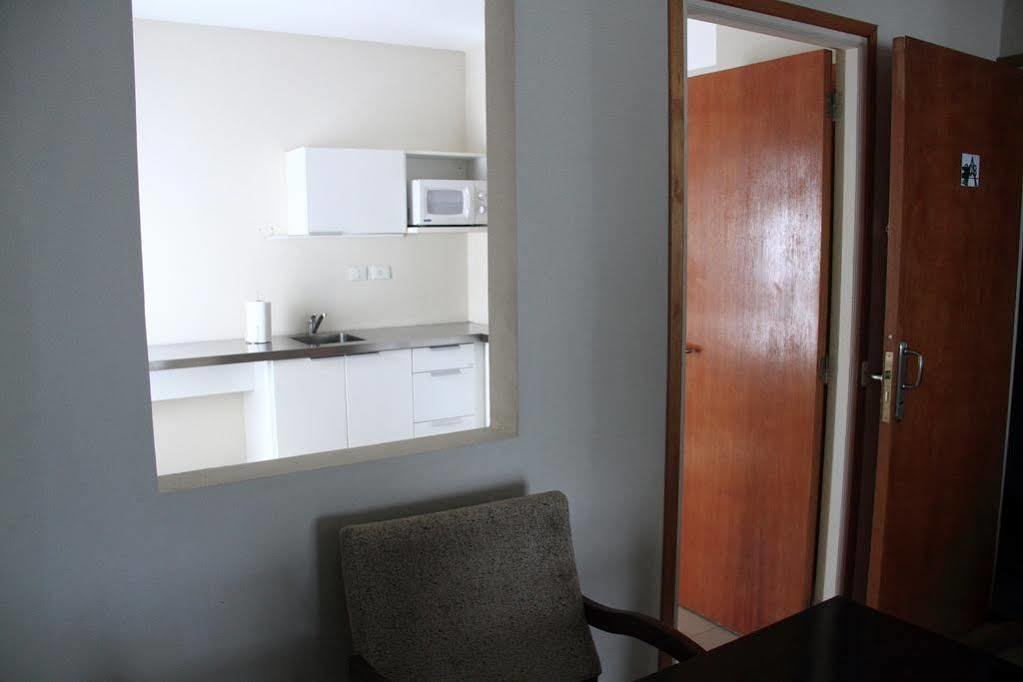 De Los Arroyos Apart Hotel San Nicolás de los Arroyos Εξωτερικό φωτογραφία