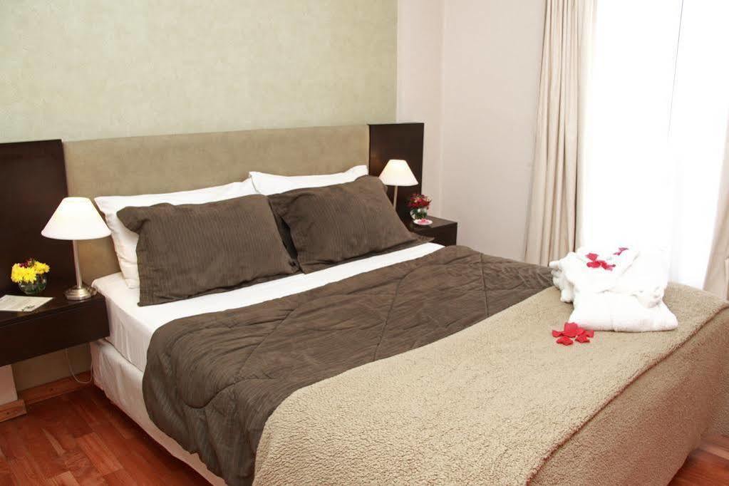 De Los Arroyos Apart Hotel San Nicolás de los Arroyos Εξωτερικό φωτογραφία